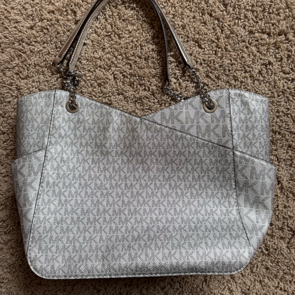 Michael Kors jet set travel chain signature shoulder tote - Picture 5 of 13